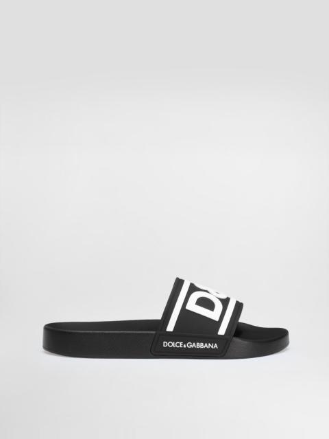 Rubber beachwear sliders with DG logo
