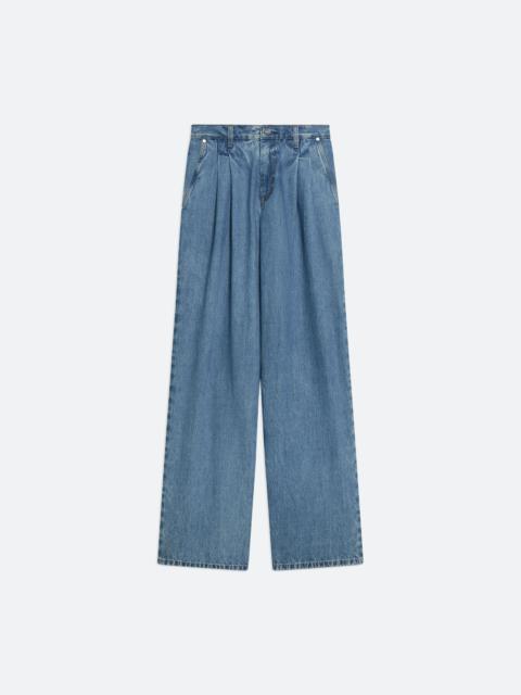 DOUBLE-PLEATED JEANS