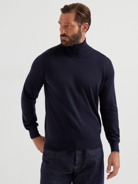 Cashmere and silk lightweight turtleneck sweater