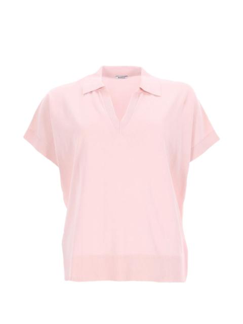 wingtip-collar T-shirt
