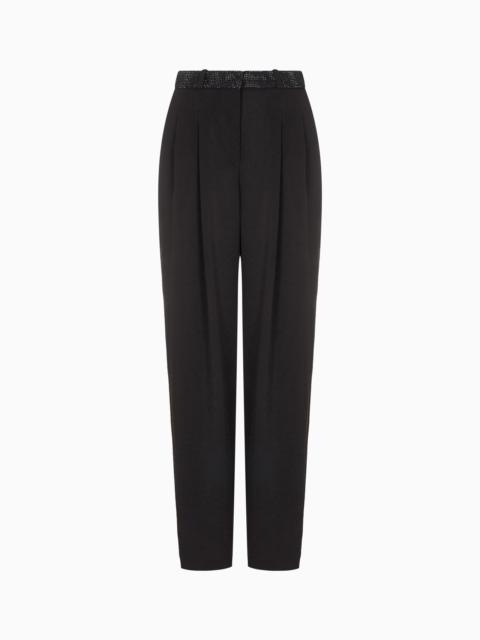 Single–darted georgette trousers
