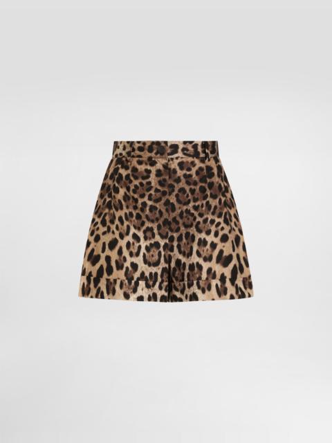 Leopard-print poplin shorts