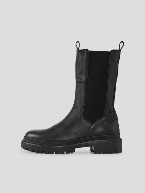 Chesa Alpina Chelsea boots in Black