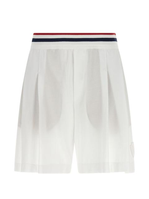 elasticated-waist shorts