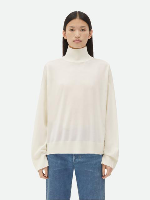 Light Wool Turtleneck