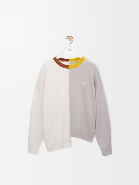Asymmetric sweater in wool