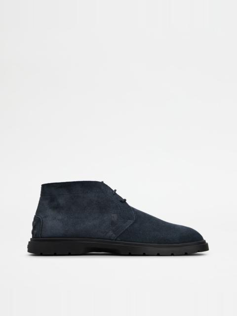 DESERT BOOTS IN SUEDE - BLUE