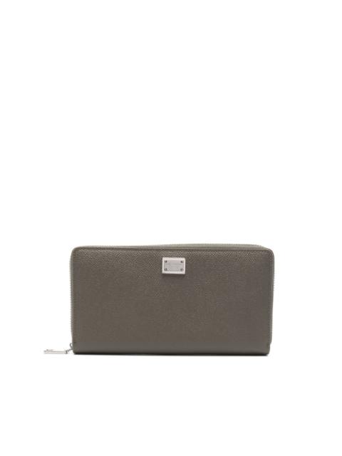 Dauphine logo-plaque leather wallet