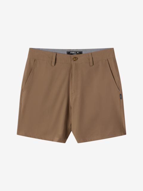 Reserve Solid 17" Hybrid Shorts