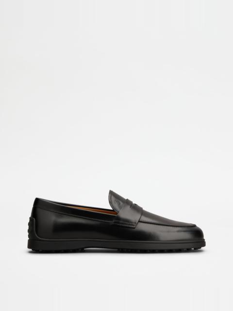 LOAFERS IN LEATHER - BLACK