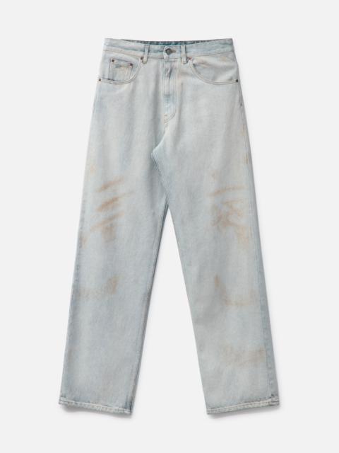 DISTRESSED DENIM JEANS