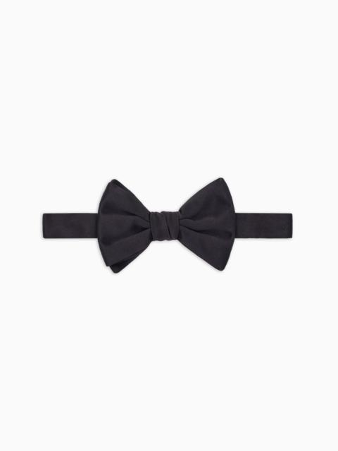 Pure silk knotted bow tie