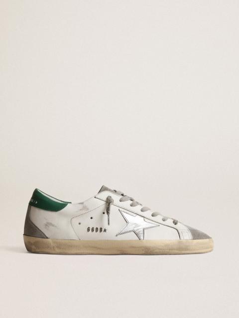 Men’s Super-Star in white leather with silver star and green heel tab