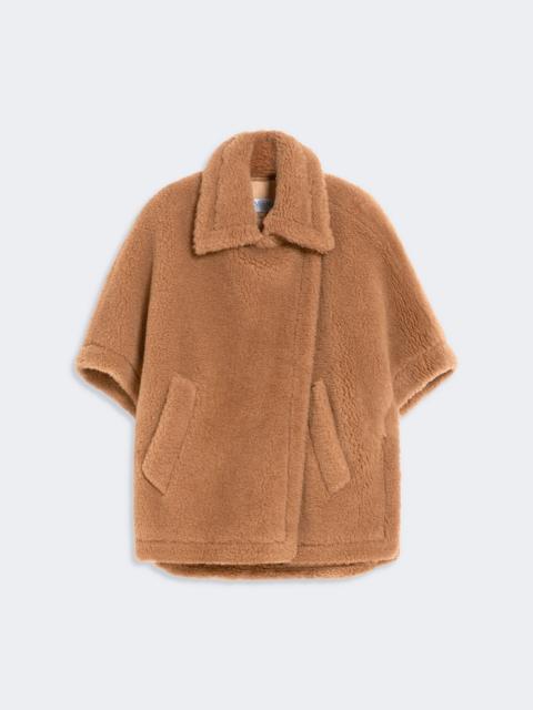 Teddy fabric cape - CAMEL