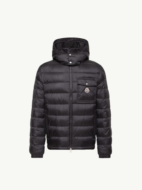 Verith Hooded Short Down Jacket