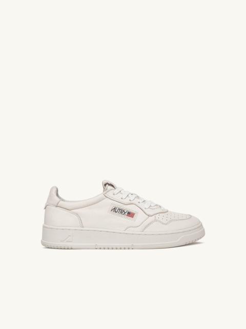 MEDALIST LOW SNEAKERS IN OPTICAL WHITE SUPER SOFT NAPA LEATHER