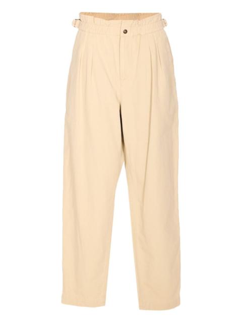 pleated trousers