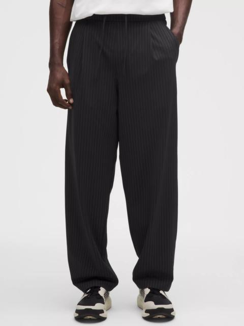 Men's Daydrift Relaxed-Fit Pleated Trouser *Regular