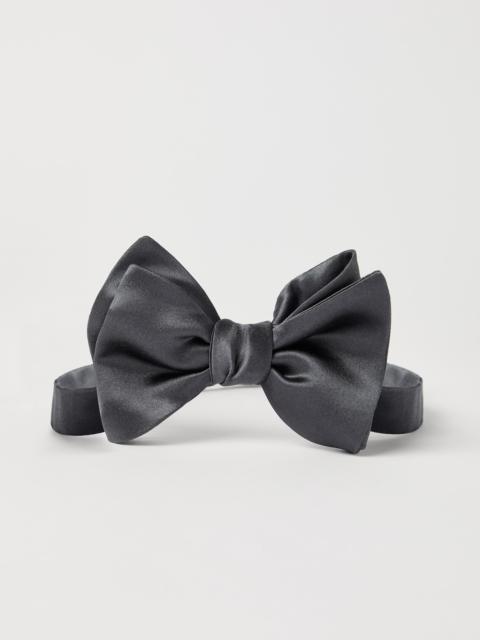 Cotton and silk satin bow tie