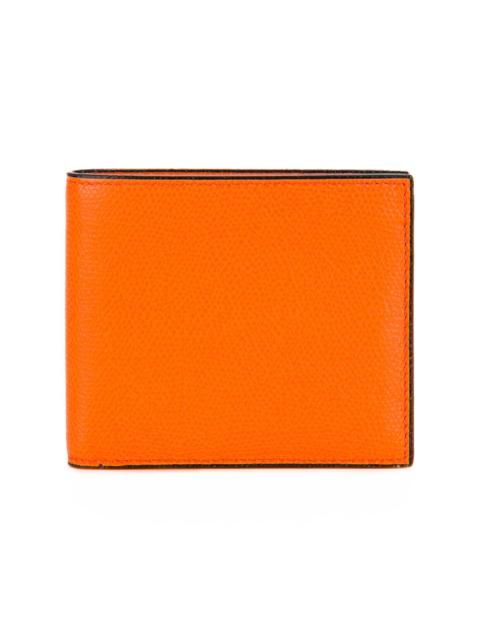 grained detail wallet