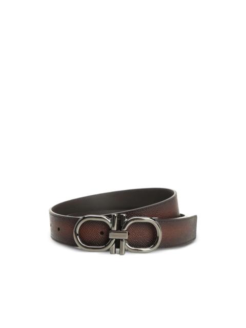 textured buckle belt