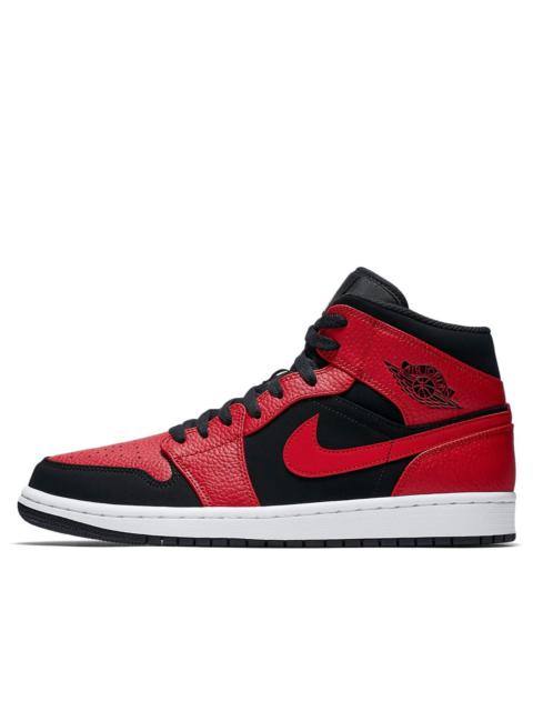 Air Jordan 1 Mid 'Bred' 554724-054