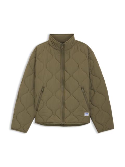 WATER-REPELLENT JACKET WITH ONION QUILTING