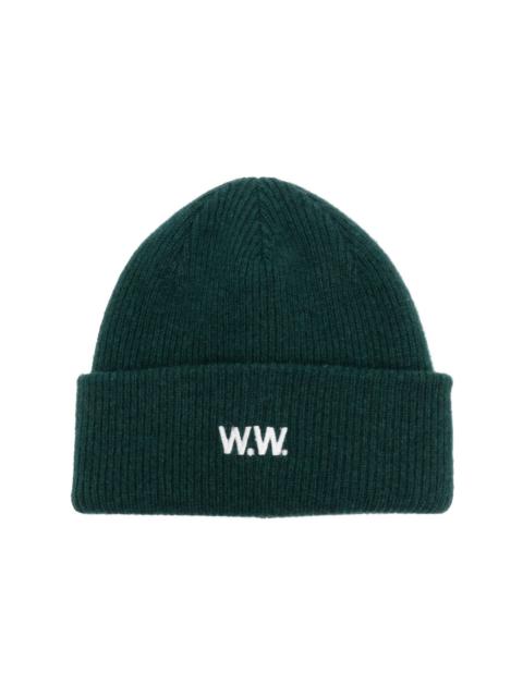 logo-embroidered ribbed wool beanie