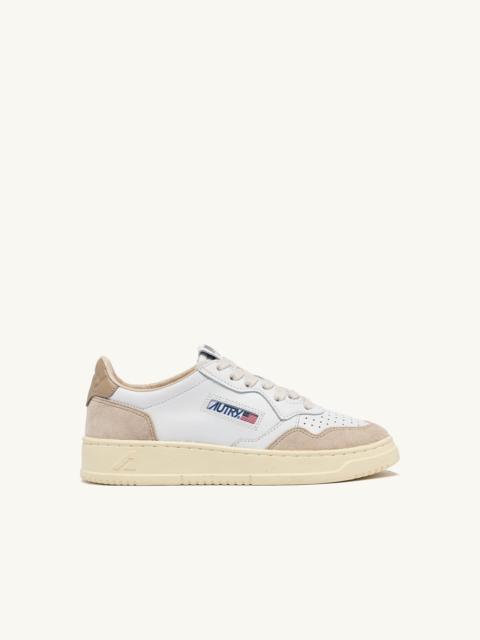 MEDALIST LOW SNEAKERS IN WHITE/PEPPER BLACK LEATHER AND BEIGE SUEDE