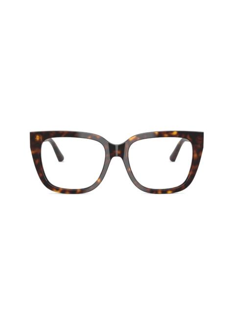 tortoiseshell-effect glasses