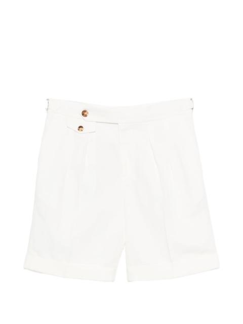 button-fastening shorts