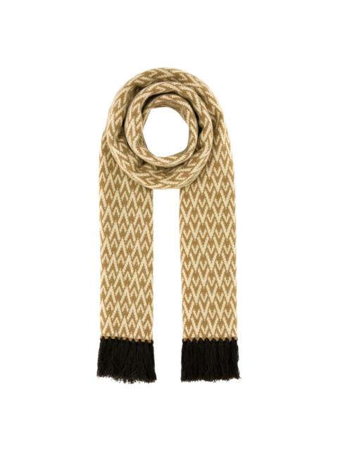 geometric-patterned scarf