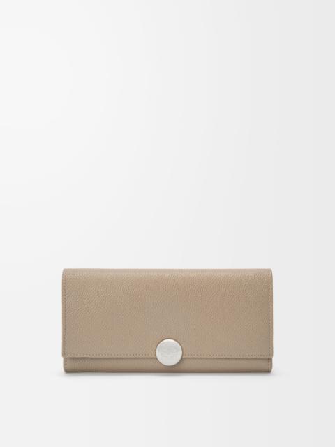 Pebble continental wallet in mini grain calfskin