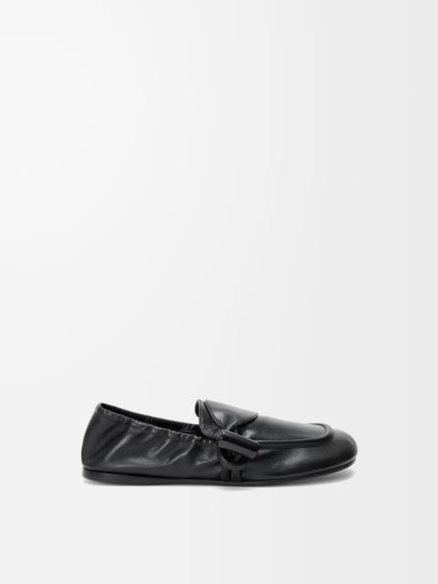 Toggle loafer in shiny smooth calfskin