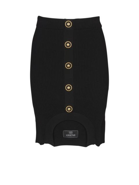 Short optical illusion ribbed knit skirt