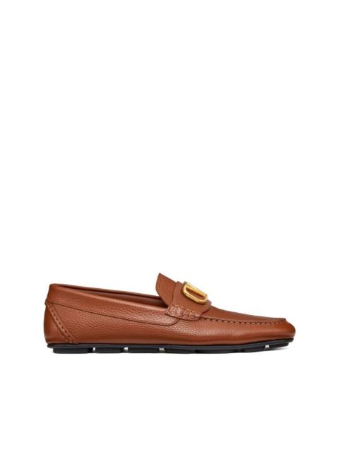 VLogo slip-on loafers