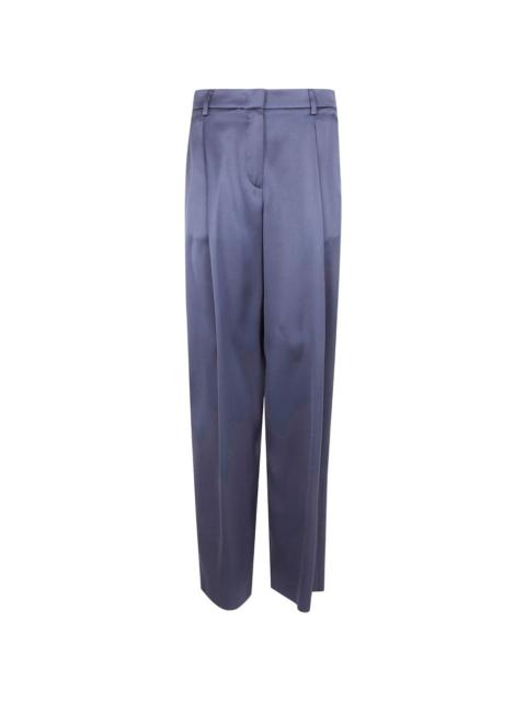 pleated trousers