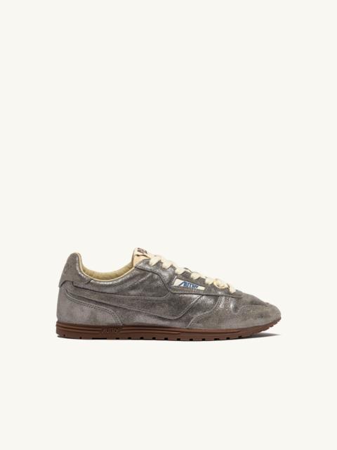 WINDSPIN SNEAKERS IN GLITTER SILVER SUEDE