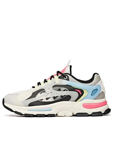 (WMNS) ANTA Life Series Sneakers 'White Black Grey' 122038899-4