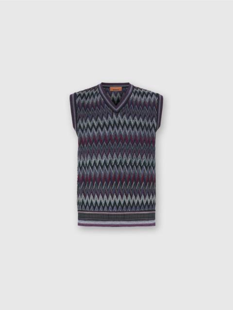 V-Neck Vest with Zigzag Pattern