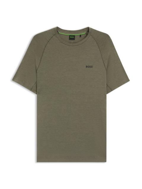 LOGO-DETAIL T-SHIRT IN A SLIM FIT