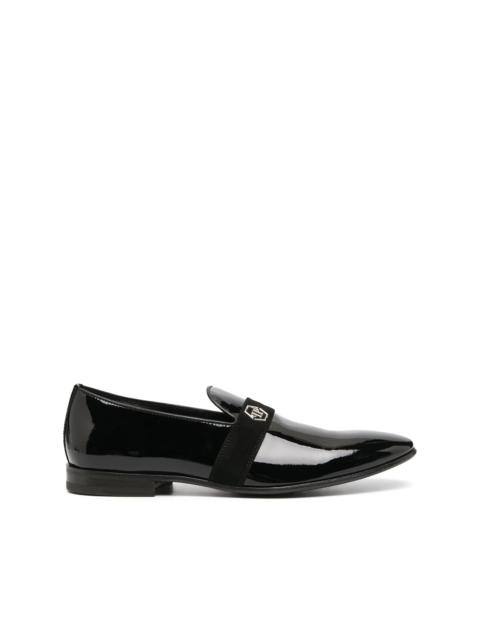 Hexagon plaque loafers