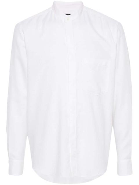round-neck shirt