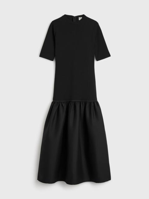 Twinflower tee dress black