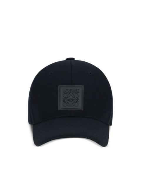 logo-plaque baseball hat