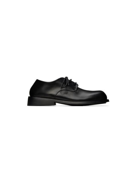 Black Tello Derbys