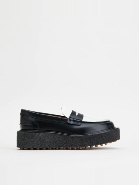 PLATFORM LOAFERS IN LEATHER - BLACK, WHITE