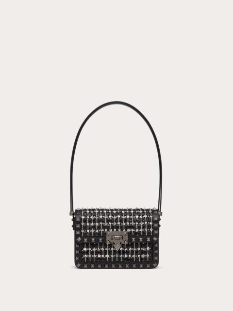 SMALL ROCKSTUD23 EMBROIDERED SHOULDER BAG