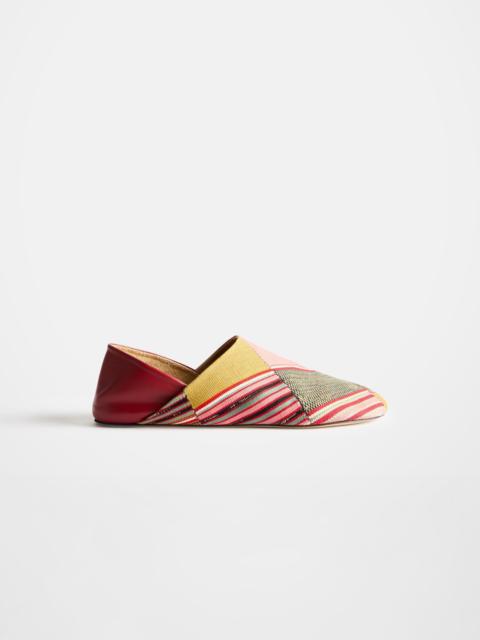 MENS SLIPPER MULES IN RED & MULTI