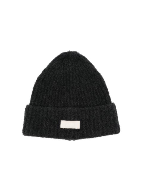 logo-patch beanie hat